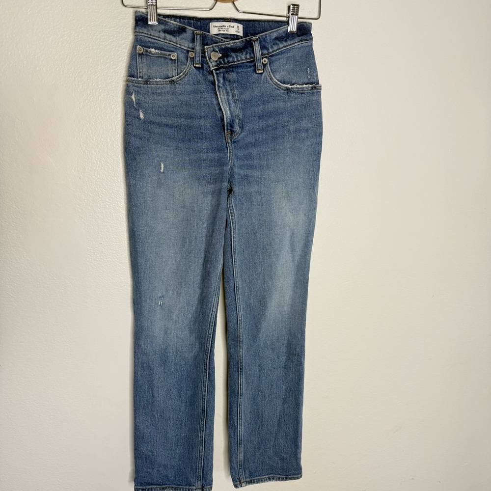 Abercrombie & Fitch Ultra High Rise 90s Straight Jean Criss-Cross Waist Sz 25